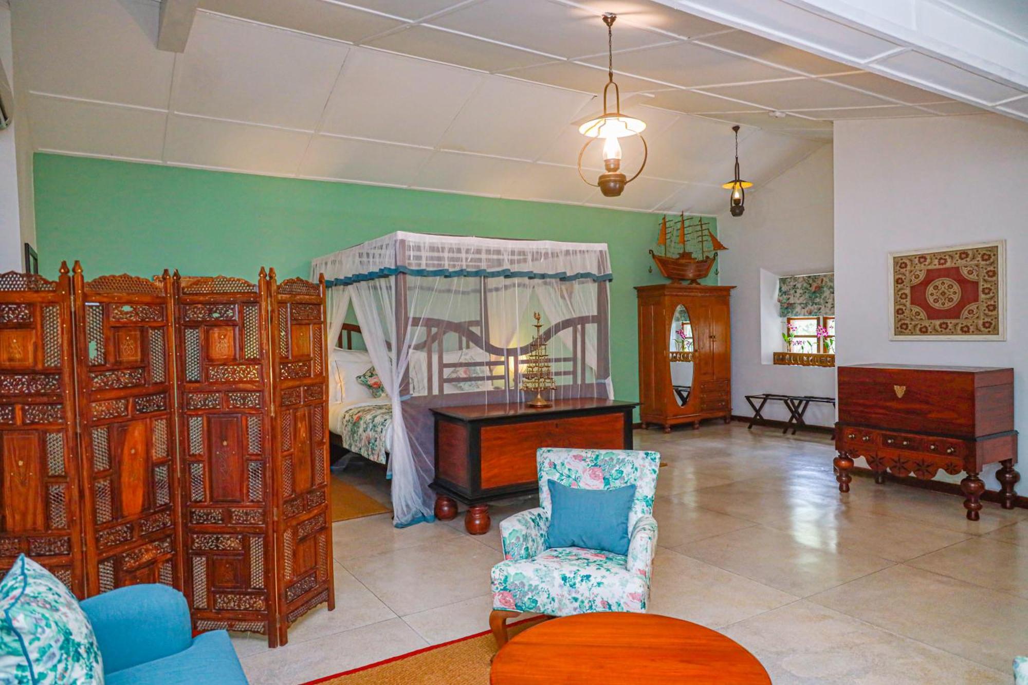 Mountbatten Bungalow- Thema Collection Канди Экстерьер фото