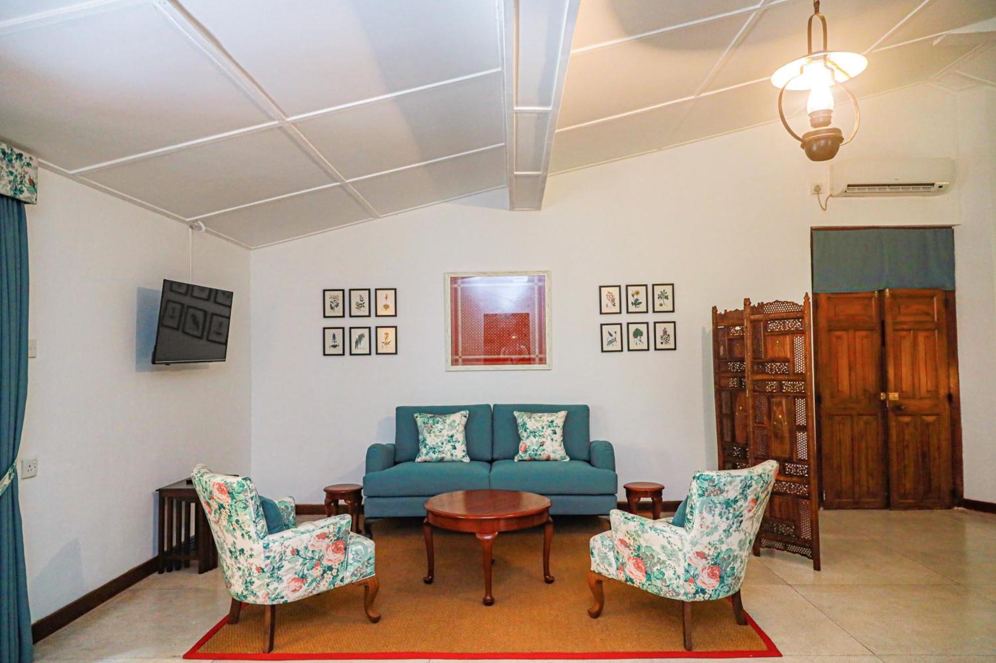 Mountbatten Bungalow- Thema Collection Канди Экстерьер фото