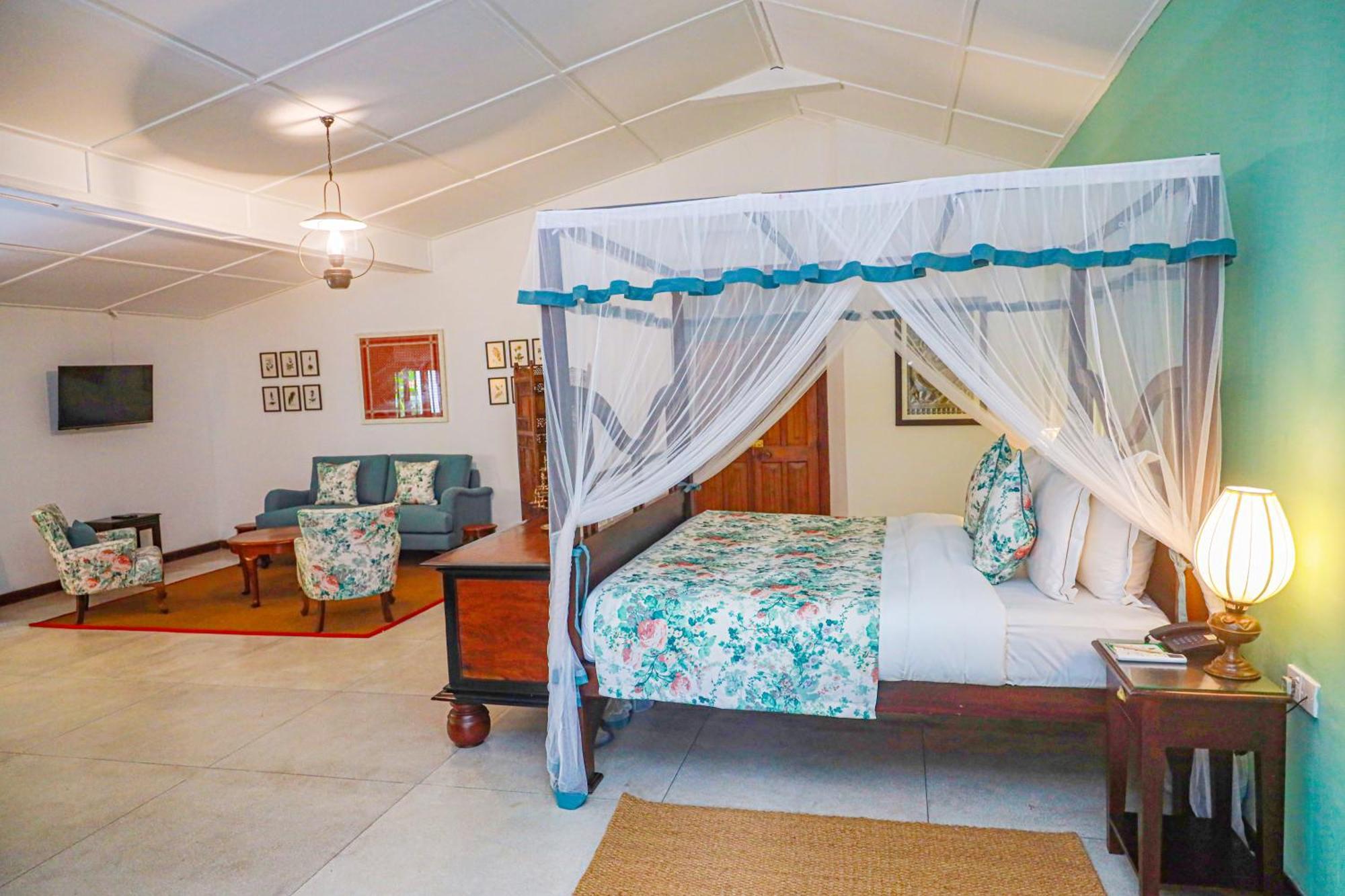Mountbatten Bungalow- Thema Collection Канди Экстерьер фото